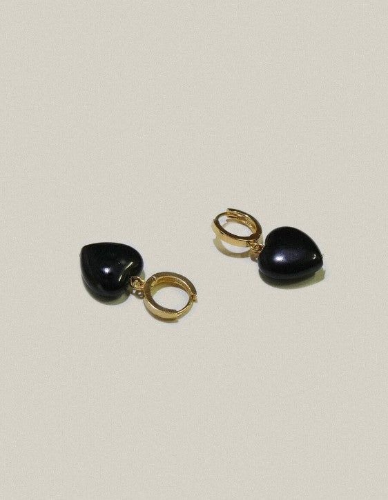 Black Onyx Heart earrings Gold