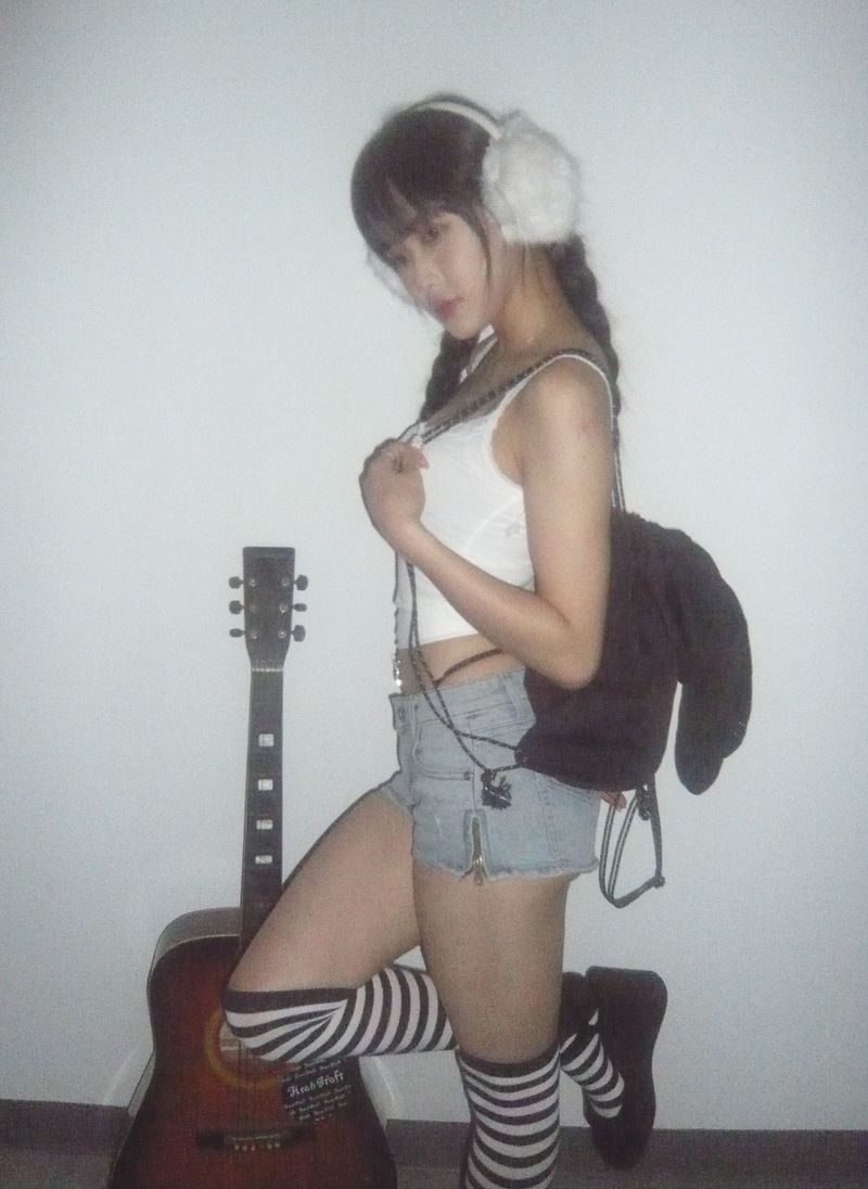 Rabbit hoodie bag