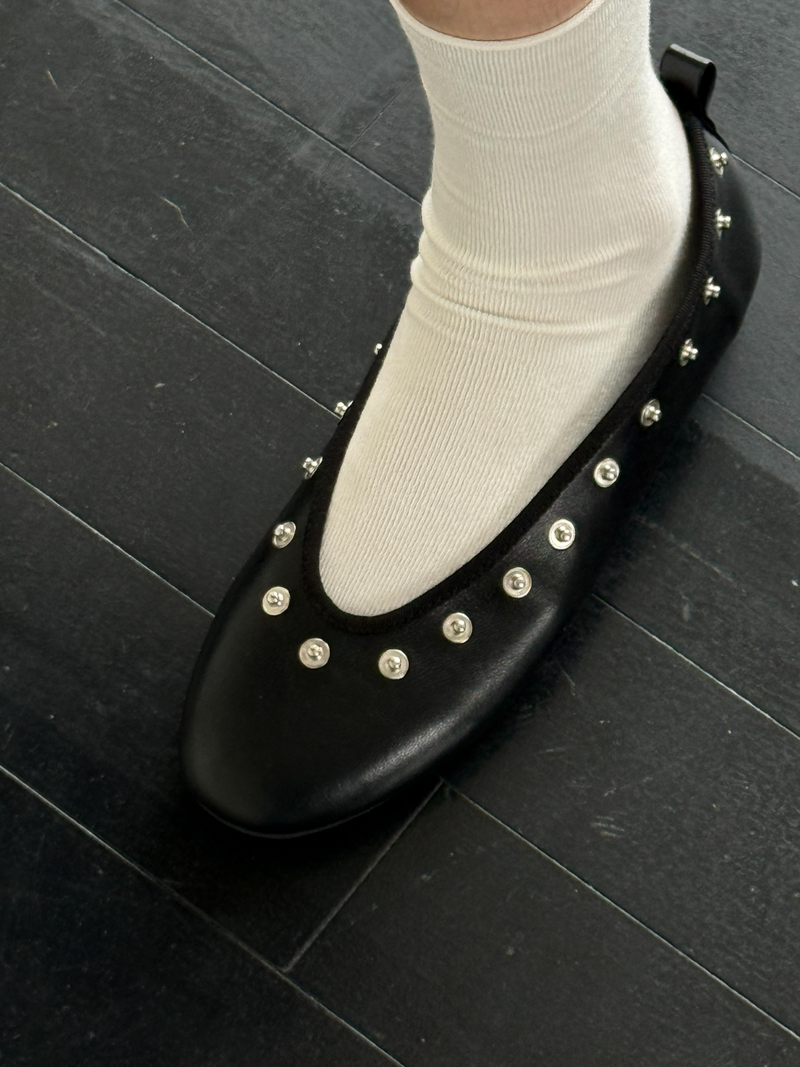 another language（アナザーランゲージ）の「stud soft flat shoes（Shoes）」