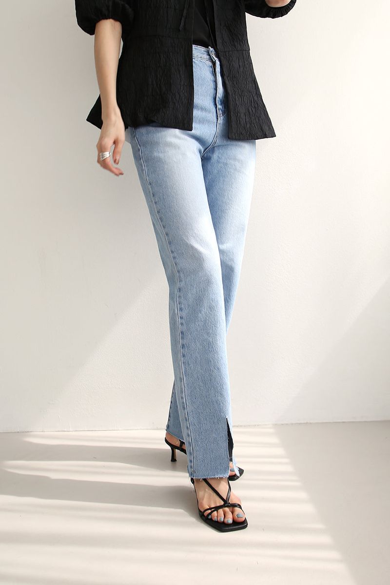 LIGHT LIGHT JEANS