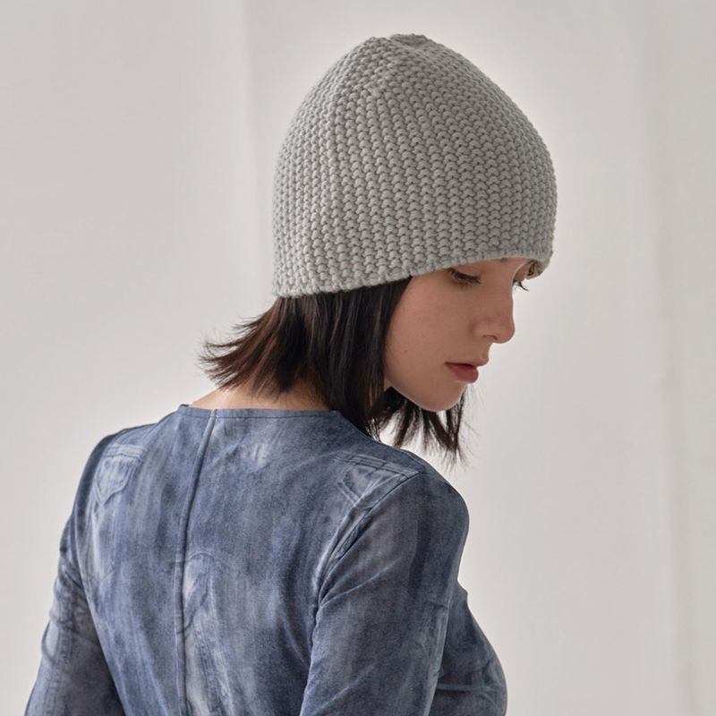 VA Square Label Cozy Beanie / Gray