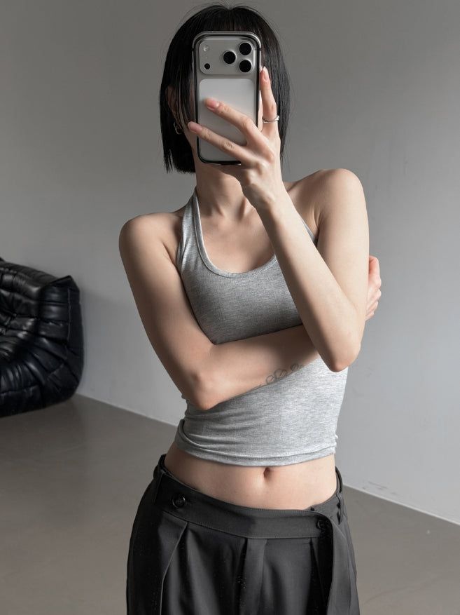 Tia Basic Halter Top