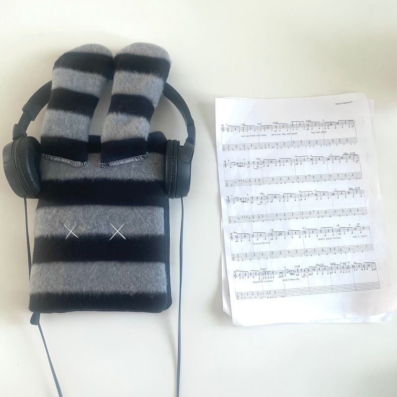 [MADE] BUNNY BOOK COVER (BLACK)
