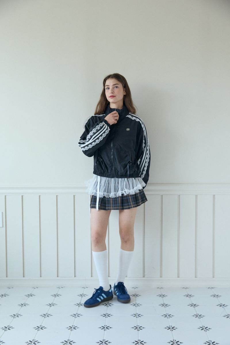 PINK PINEAPPLE（ピンクパイナップル）の「レーストラックウィンドブレーカー (2 COLORS)（ジャケット/アウター）」