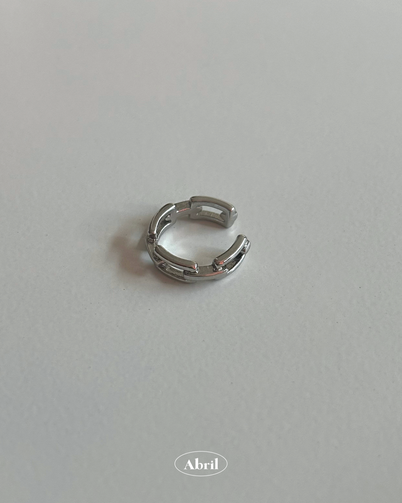 Mini Chain Ear cuff