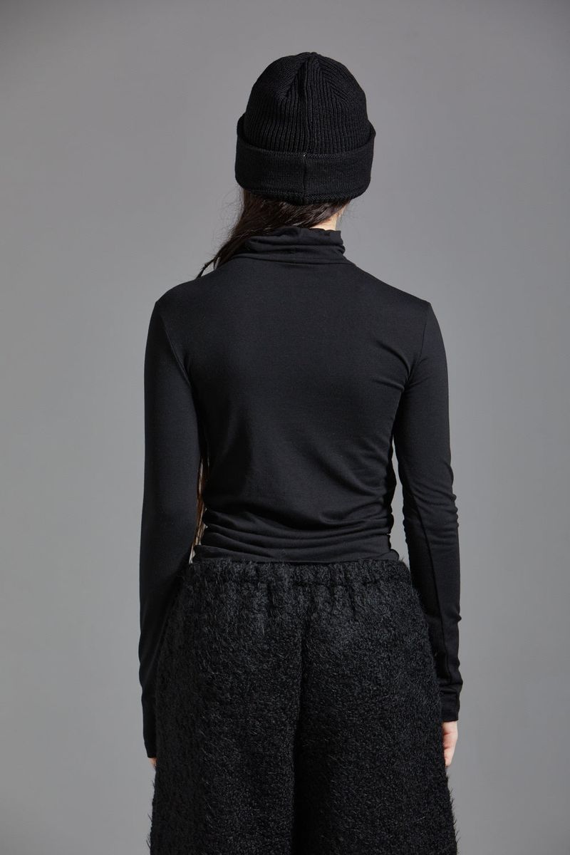 LINK TURTLENECK