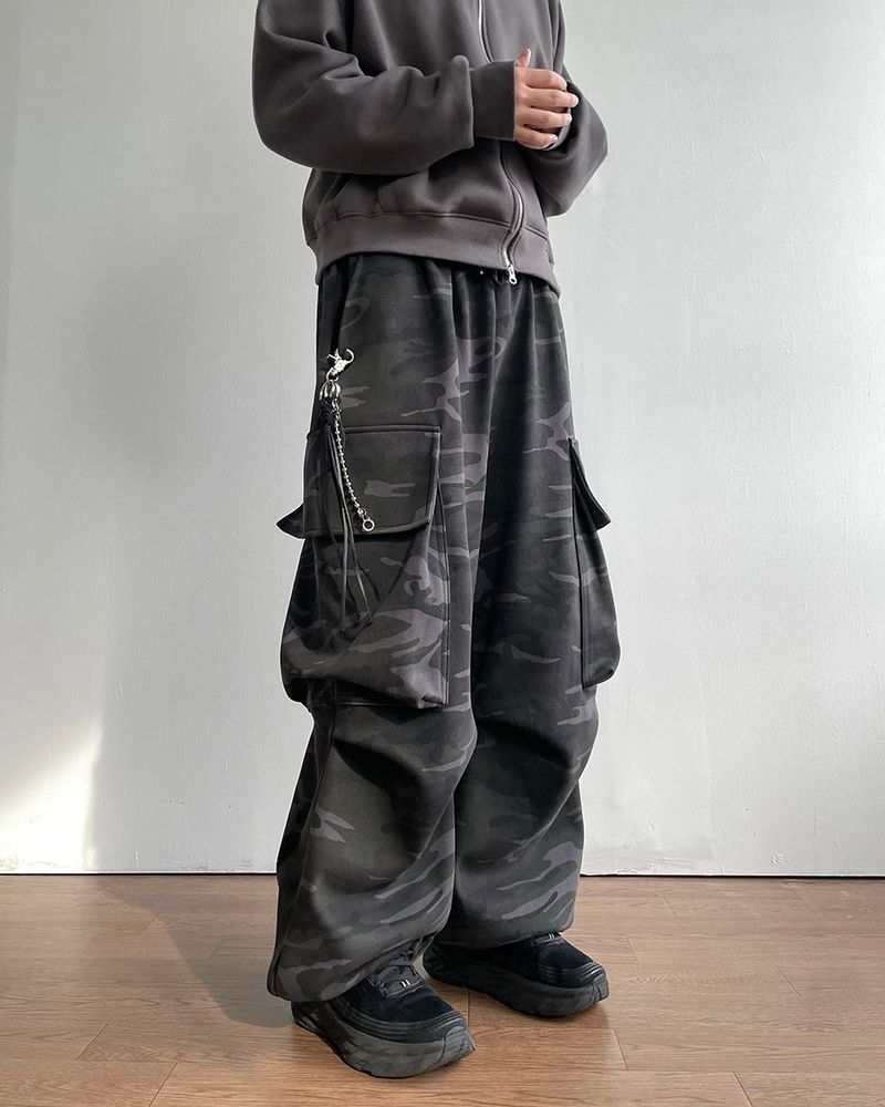 Camo Balloon Napping Sweatpants