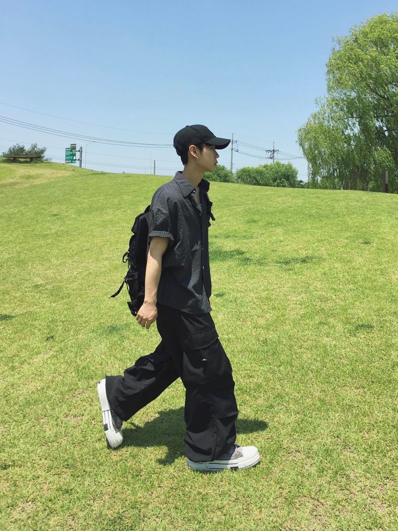 DISCERNMENT(ディサーンメント)の「Ale カーゴパラシュートパンツ 3C(パンツ)」