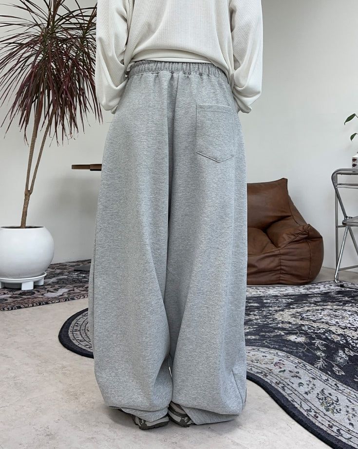 Bael Balloon Sweatpants