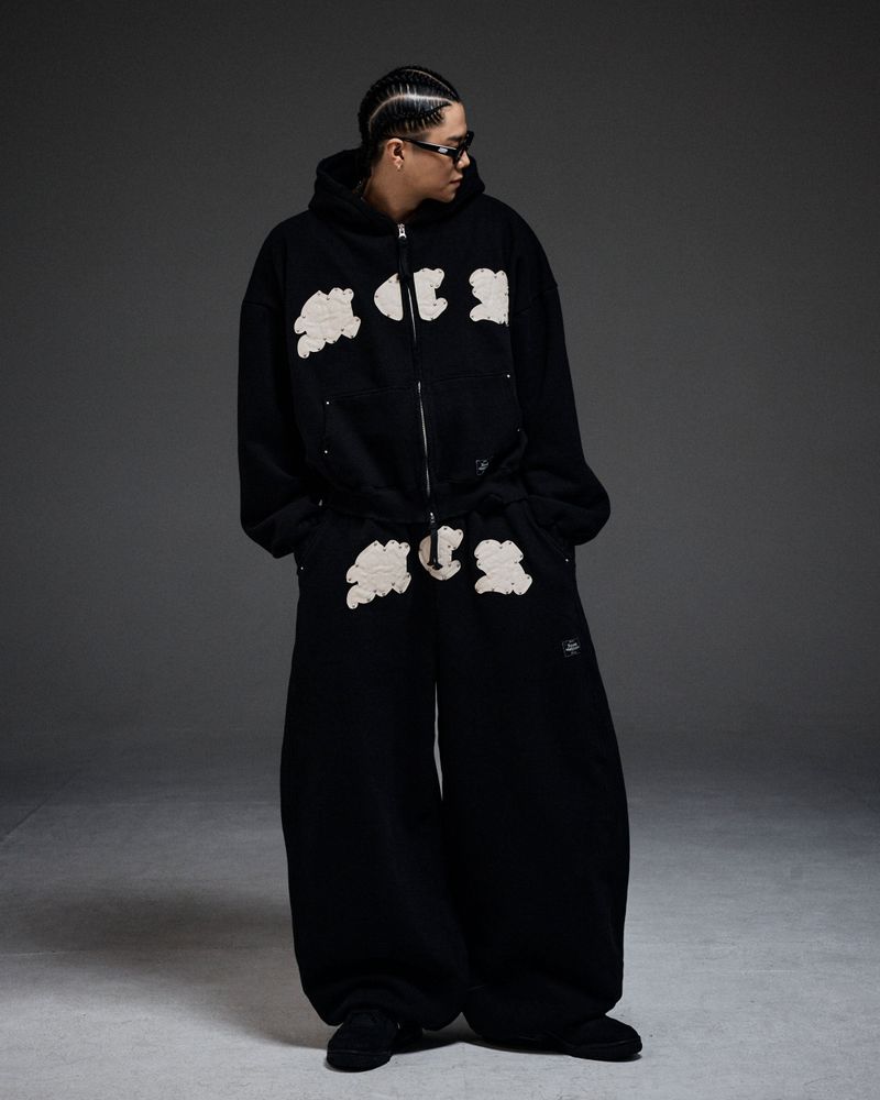 mwoong（モン）の「M.C.R. code stud zip-up HD BK（Tops）」