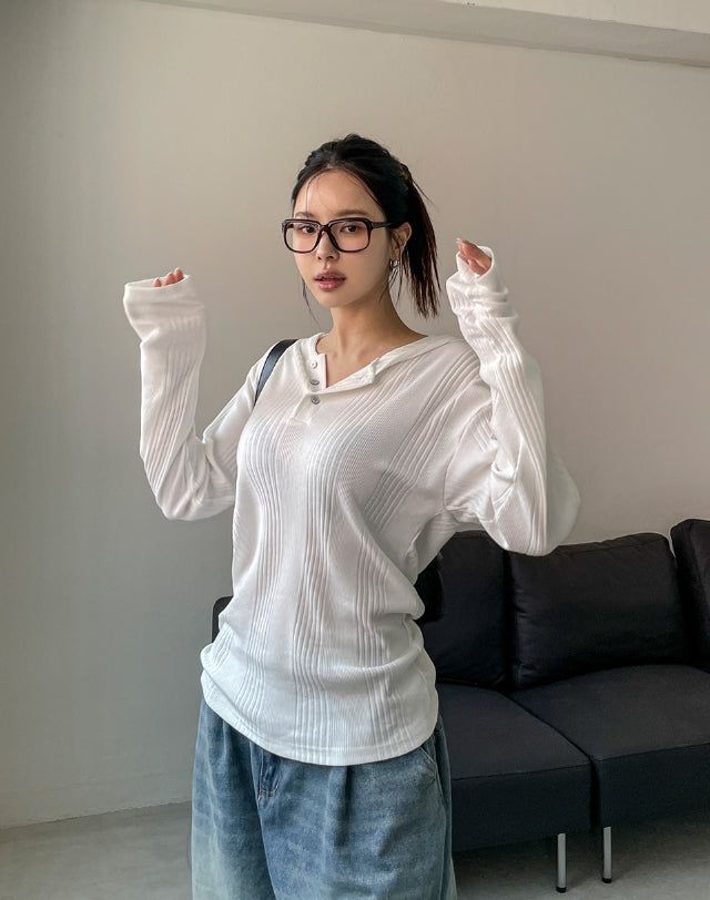 ULAN(ユレン)の「Taze Line Button Knit Hoodie(Tops)」