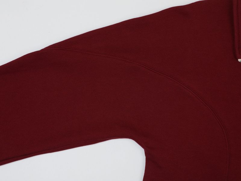 ROUND TWO WAY COLLAR ZIP (WINE RED)