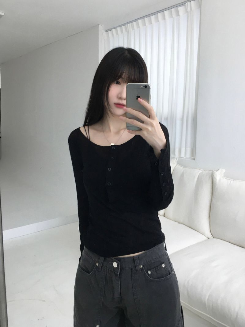 Slim button T-shirt (2 colors)