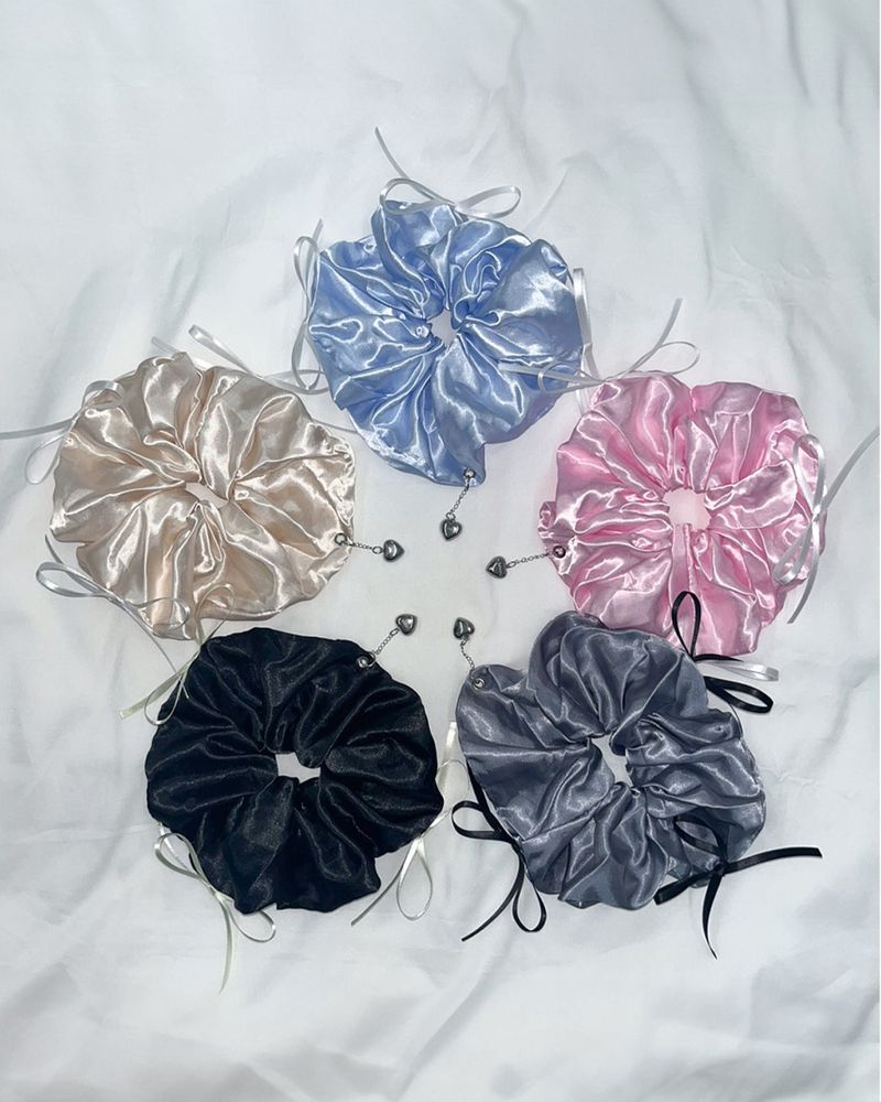 [MADE] ballerina heart ribbon scrunchie (big size)
