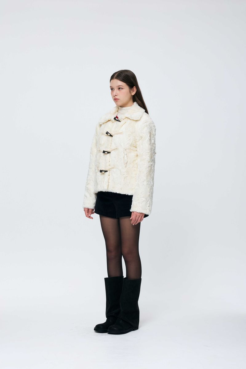 COZY FUR JACKET / WHITE