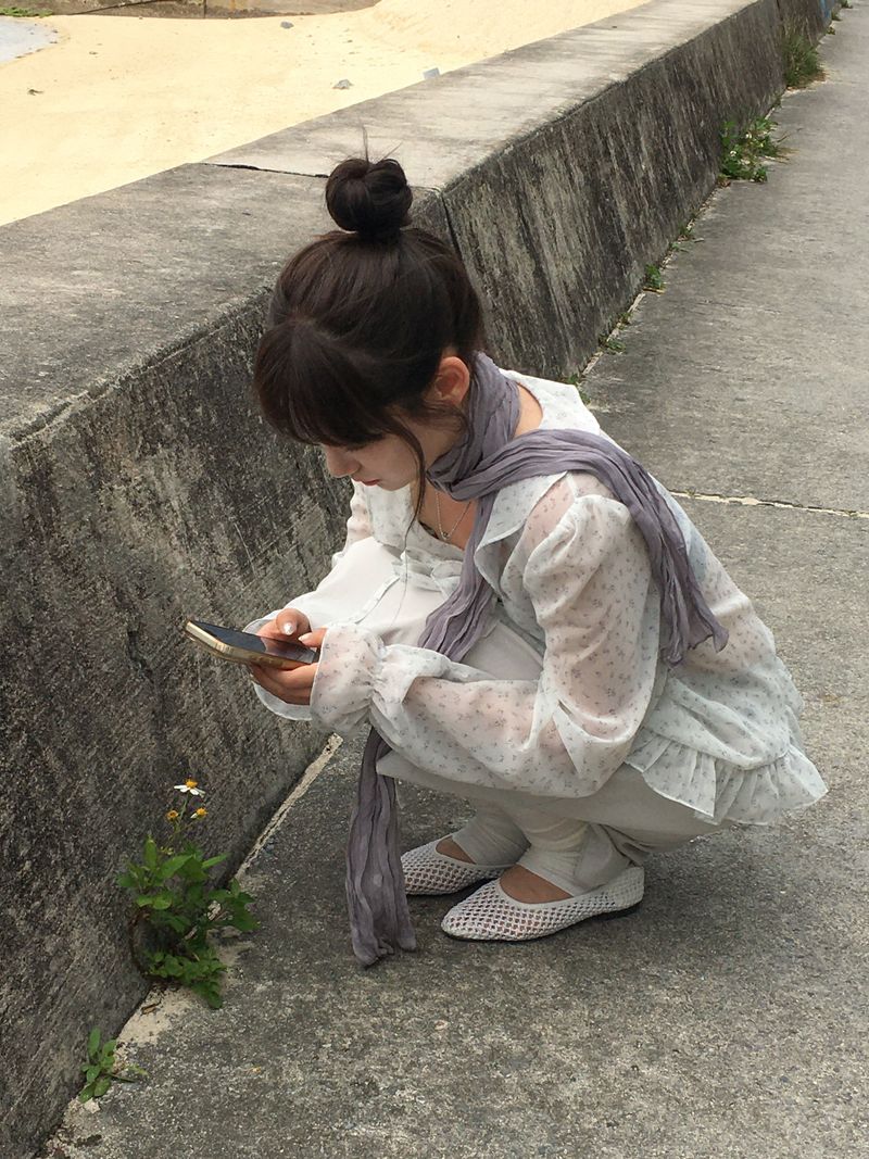 [Two-way/Romantic🌷] Small Floral Ruffle Blouse