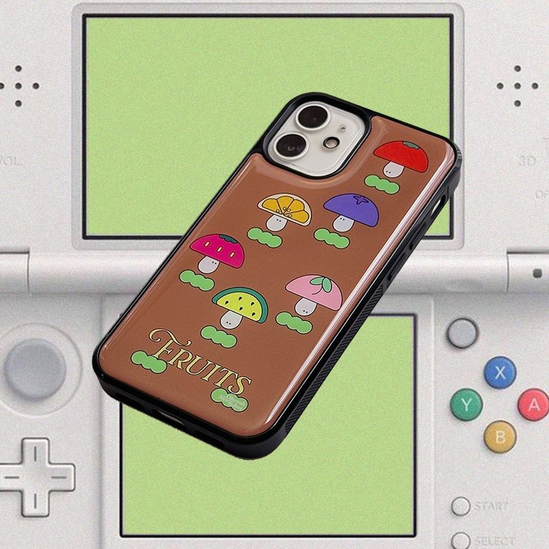 Ohyeah Nice Sohot（オナッソ）の「フルーツファンファンブラウンエポキシフォンケース（スマホグッズ/小物）」