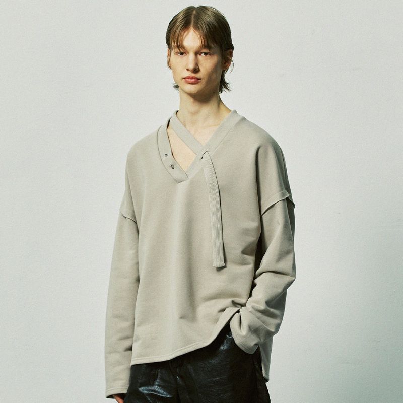 v-neck layerd string pierced mtm mocha
