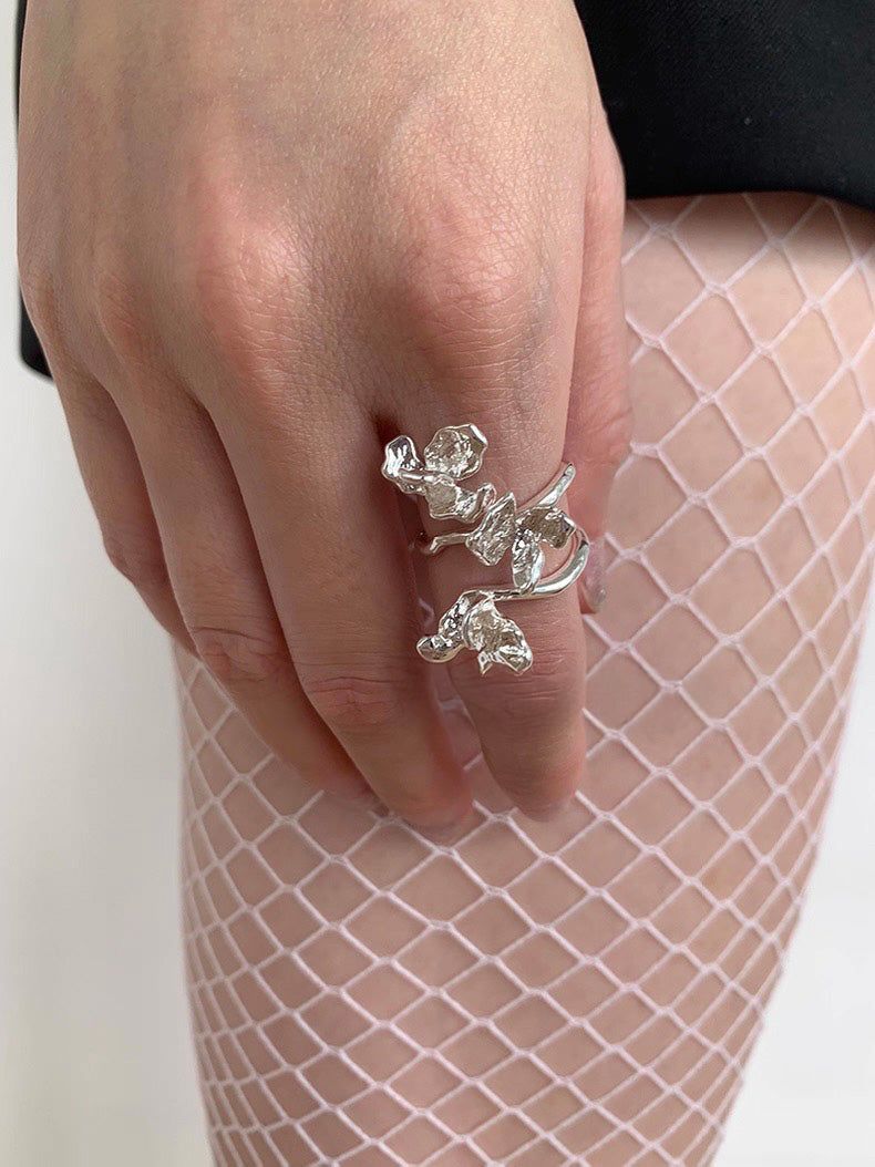 House of haus（ハウス オブ ハウス）の「3連フラワー シルバー ライン リング（アクセサリー）」