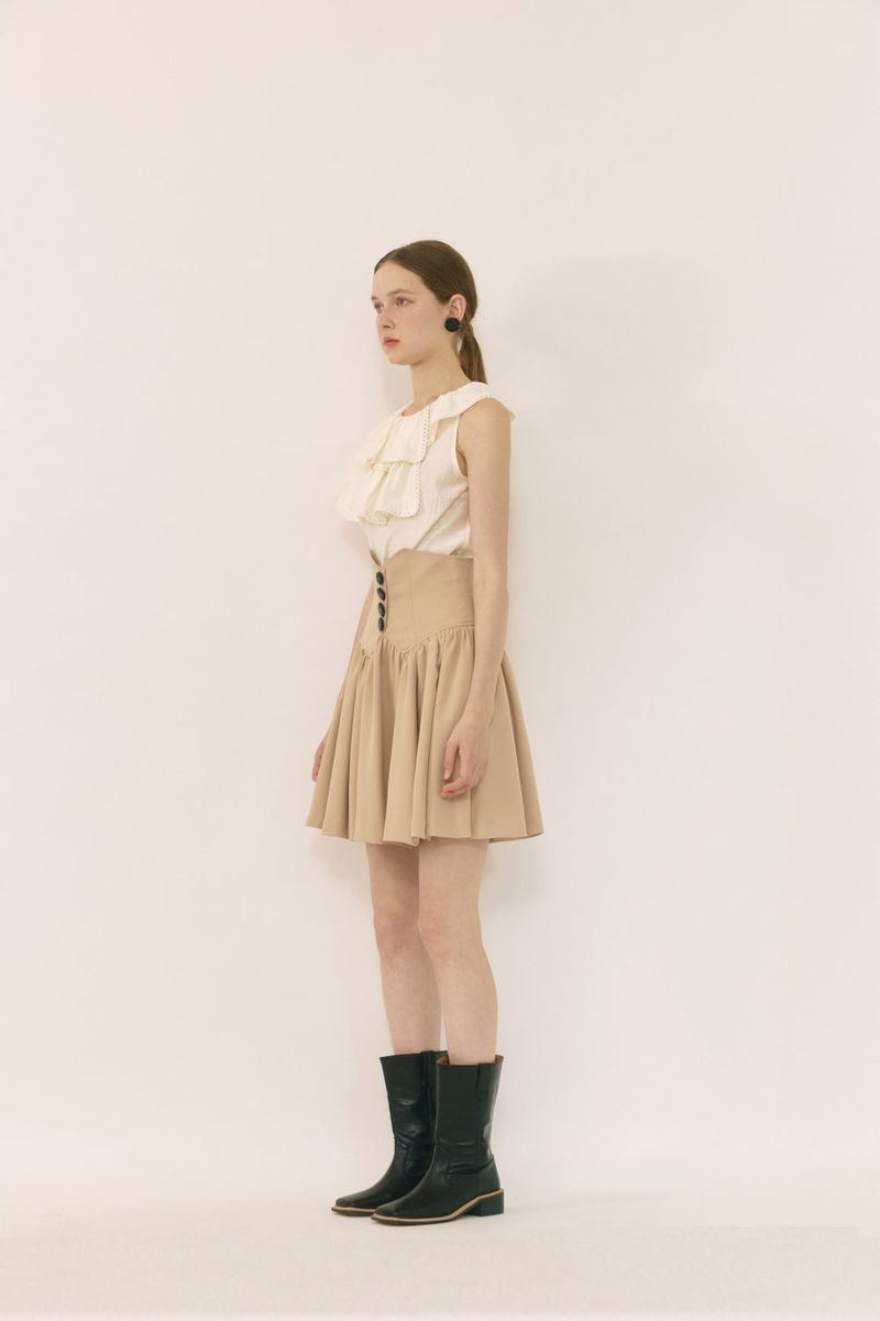 Bib blouse