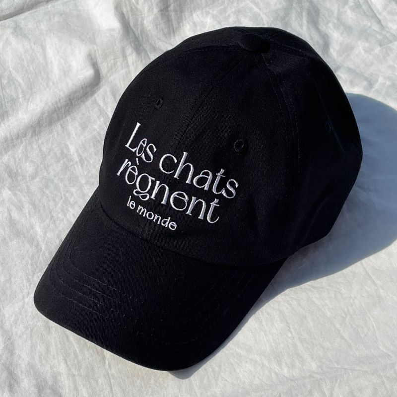 Hadde Studio（ハッデスタジオ）の「LES CHATS BALL CAP BLACK（Hats）」