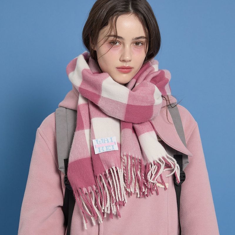 WaiKei（ワイケイ）の「Tone On Tone Check Muffler（Fashion Accessories）」