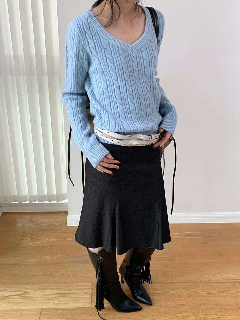 Frost soft V-neck wool knitwear
