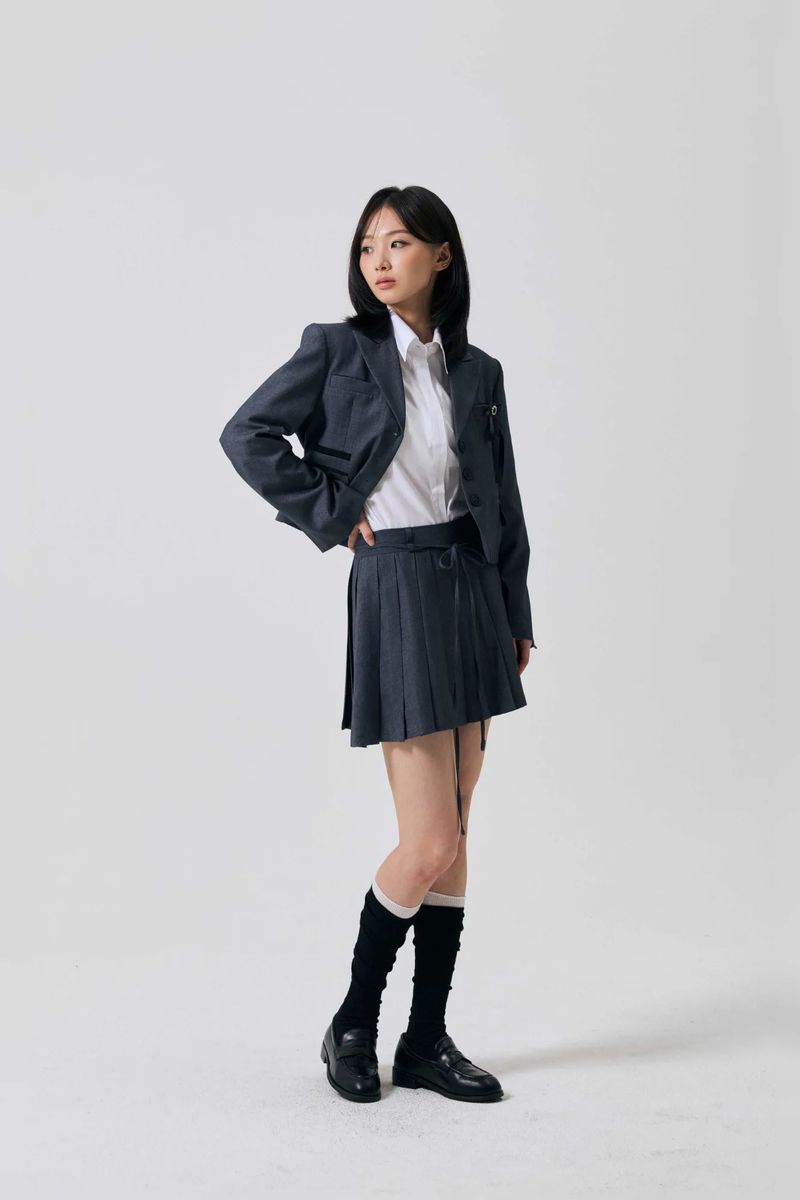 SWAN PLEATS SKIRT PANTS / CHARCOAL