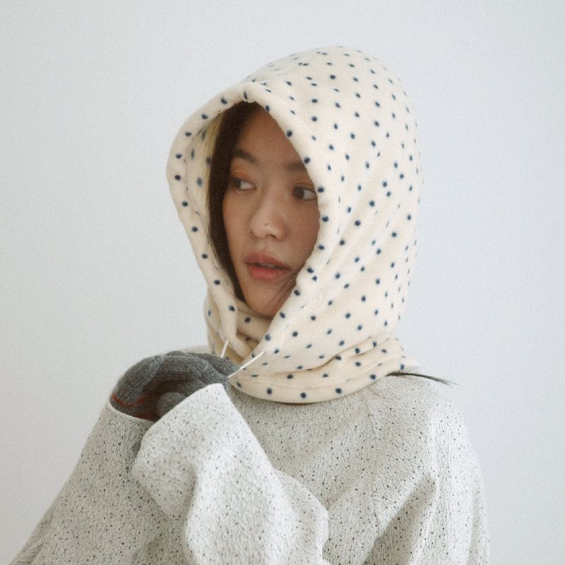 KOOKEESEE（クキシ）の「PolarFleece Balaclava (Mini dot cream)（Hats）」
