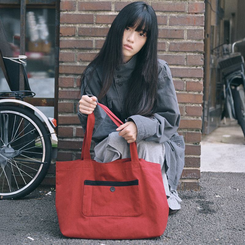kiibi（キイビ）の「ビッグ ポケット ショルダーバッグ レッド（バッグ）」