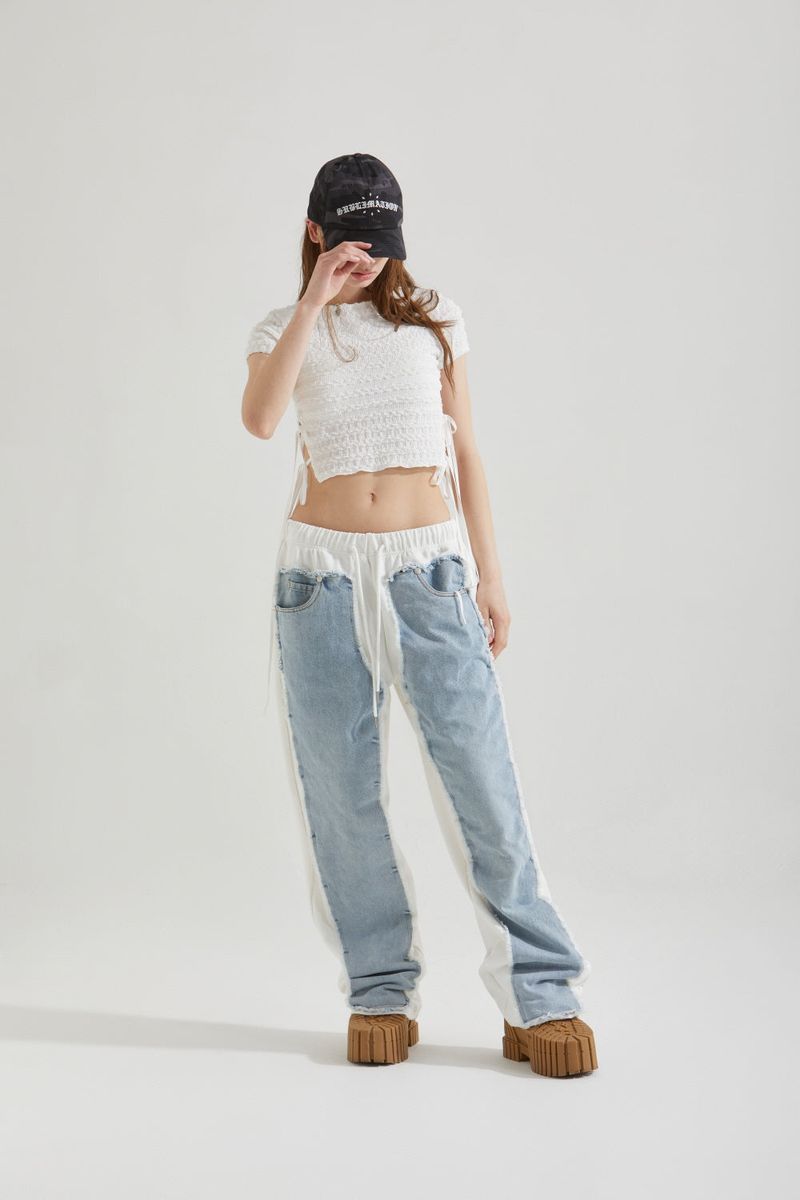 エンボリボンtシャツ