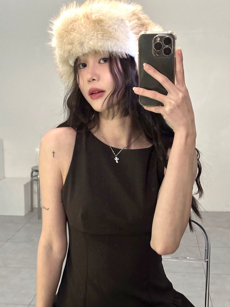 24 winter - cubic cross necklace
