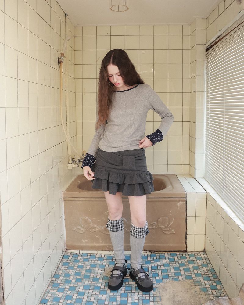 Floral cozy top / gray