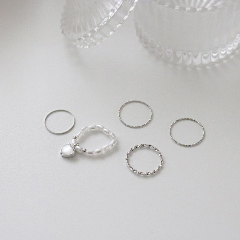 Shining Heart Layered Ring Set