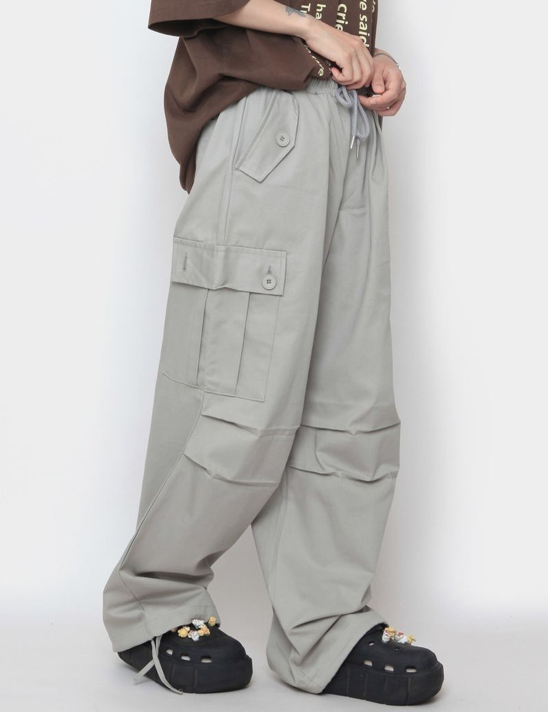 nutellike(ヌテールライク)の「Button Pocket Cargo Pants(Pants)」