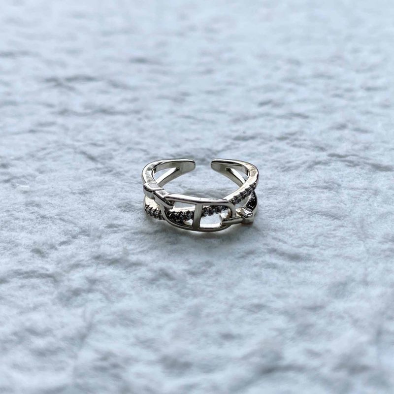 Link Structure Ring