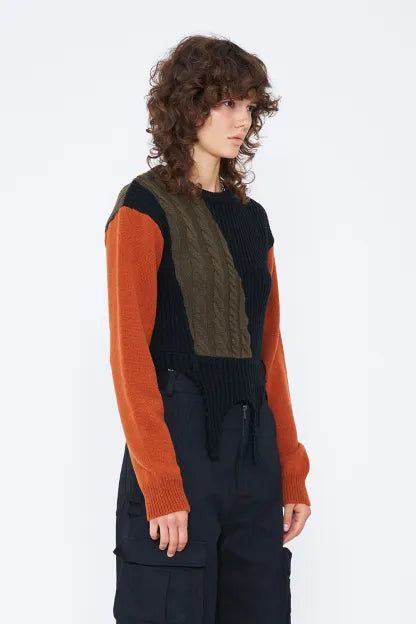 SWITCHING COLOR KNIT