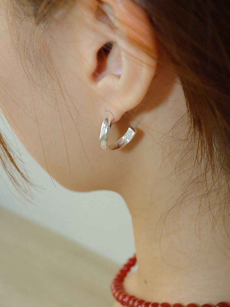 WAVE EARRING (GLOSSY)