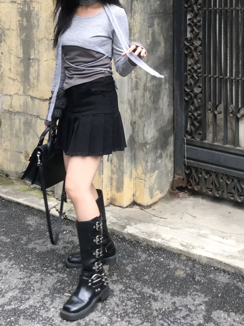 High-Waist Cutting Damage Pleated Skirt