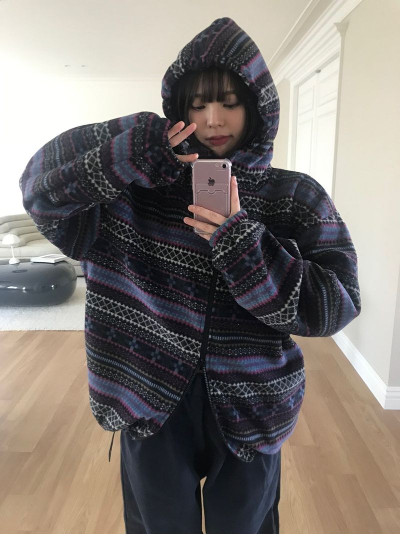 Euclid pattern hood zip up