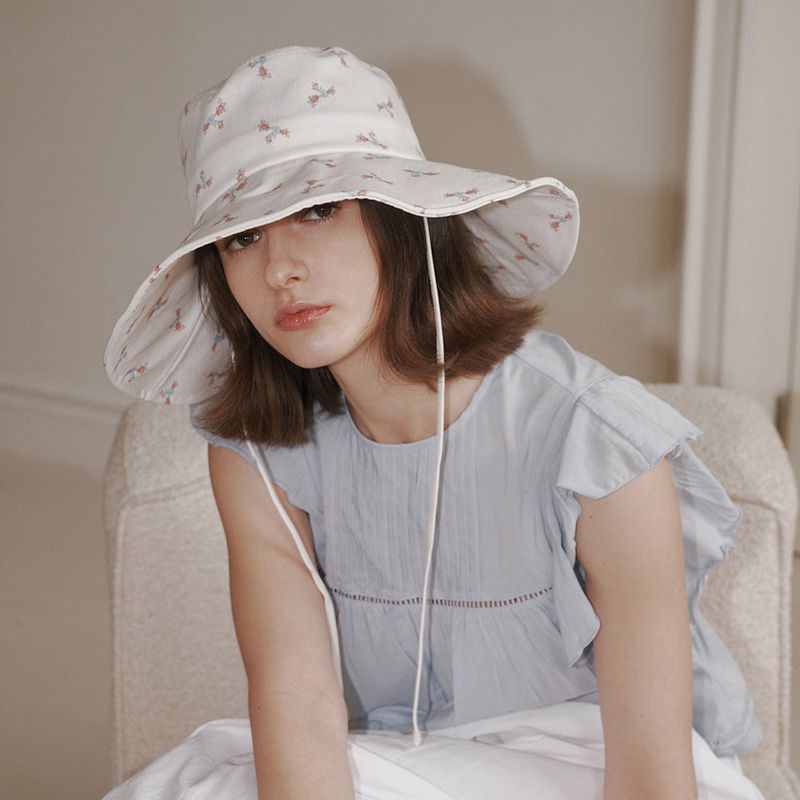 Rose Bouquet Wide Bucket Hat