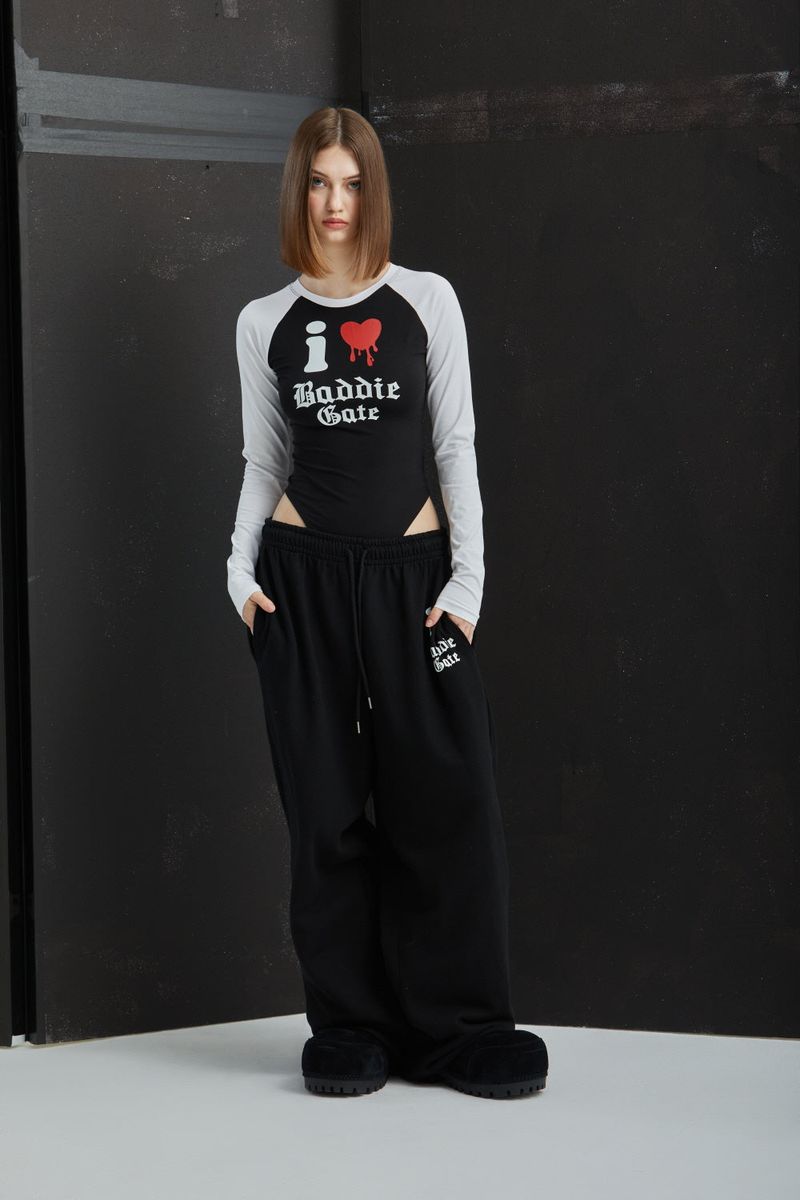 LOVE BADDIE T-SHIRT