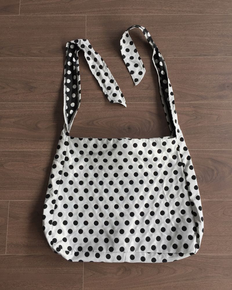 Corsage Dot Shoulder Bag (2color)