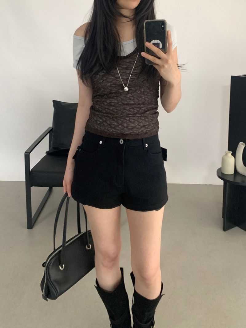 Luisa eyelet belt shorts