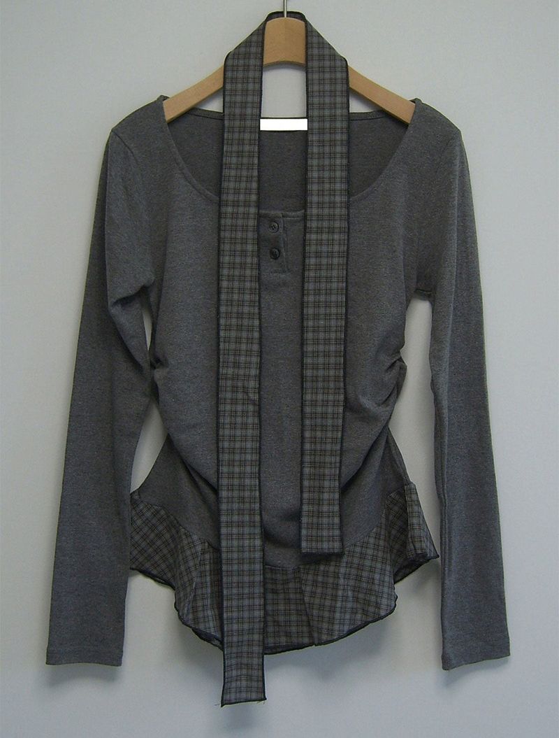 check scarf tee