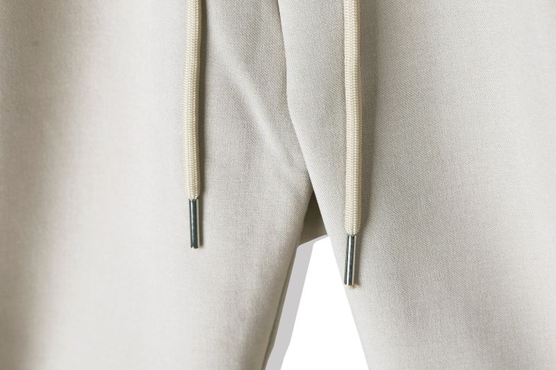 ONE TUCK BERMUDA PANTS BEIGE