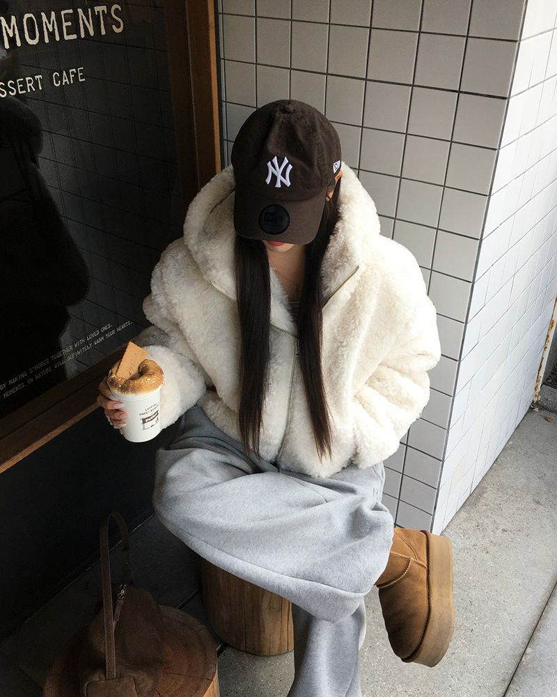 [ORIGINAL] Hershey Boa Hooded Jumper