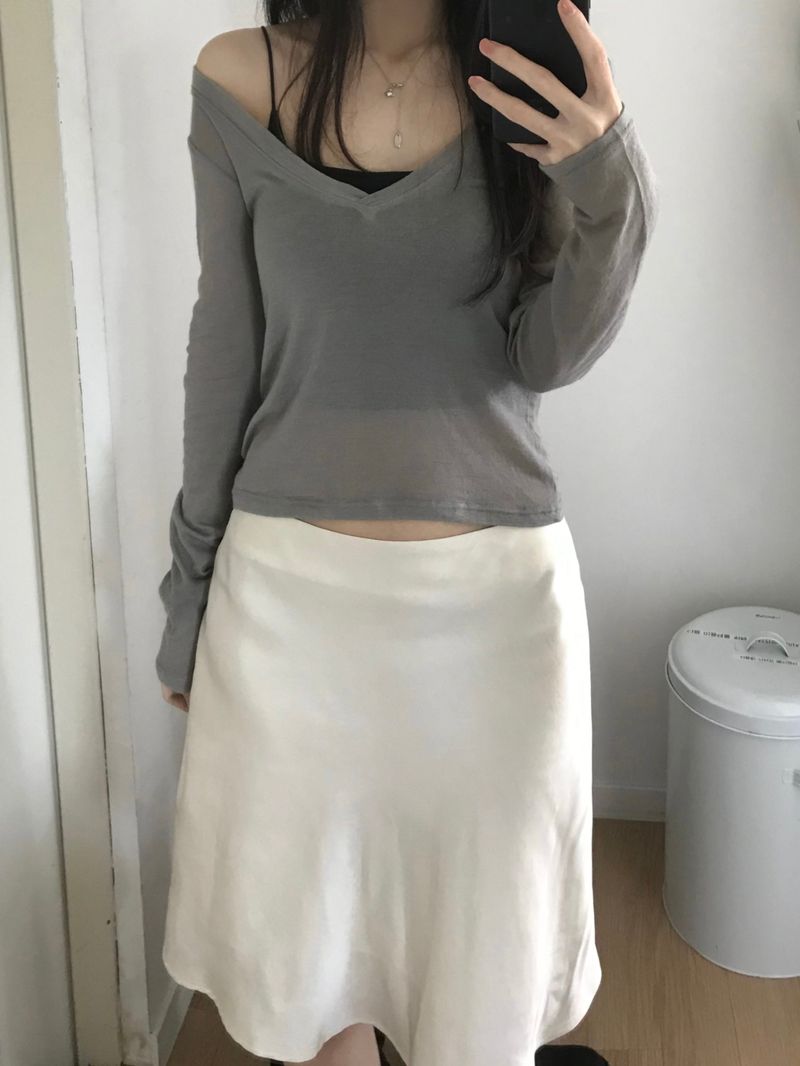 Glue Satin Midi Skirt (2 colors)
