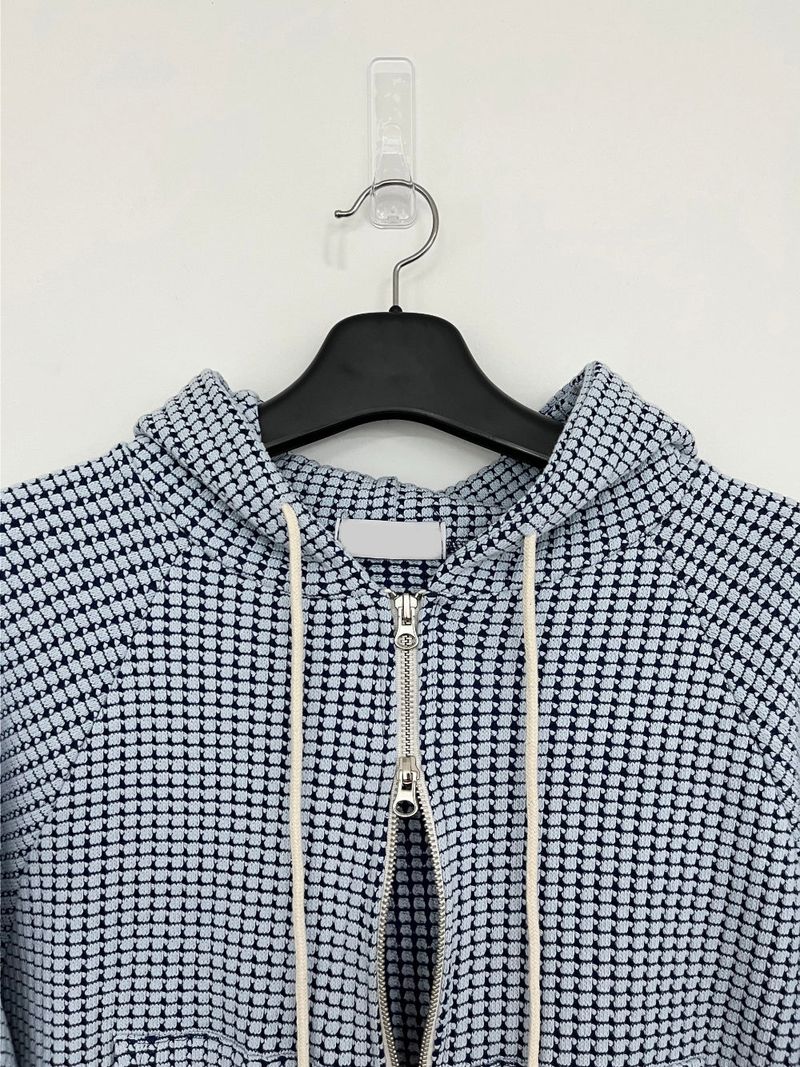 Univer zip-up