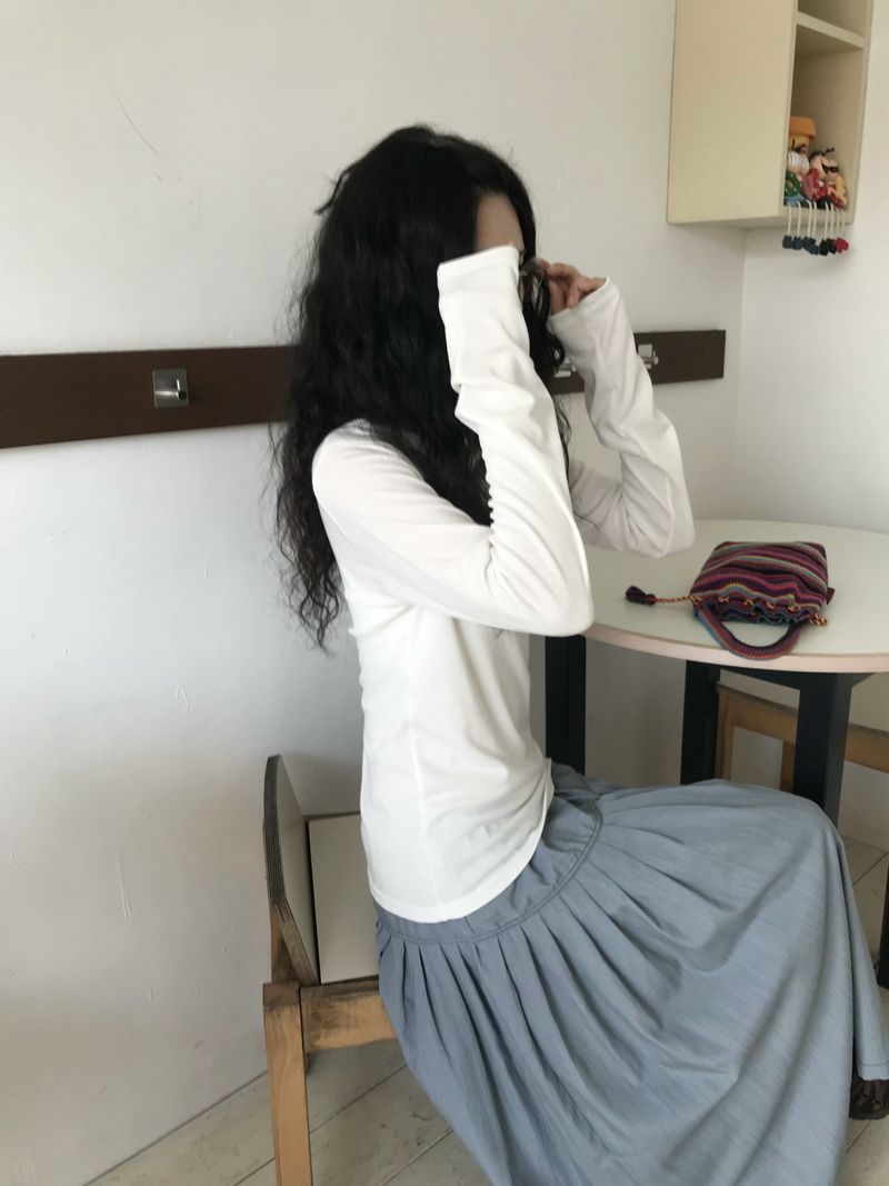 Pleated Long Skirt